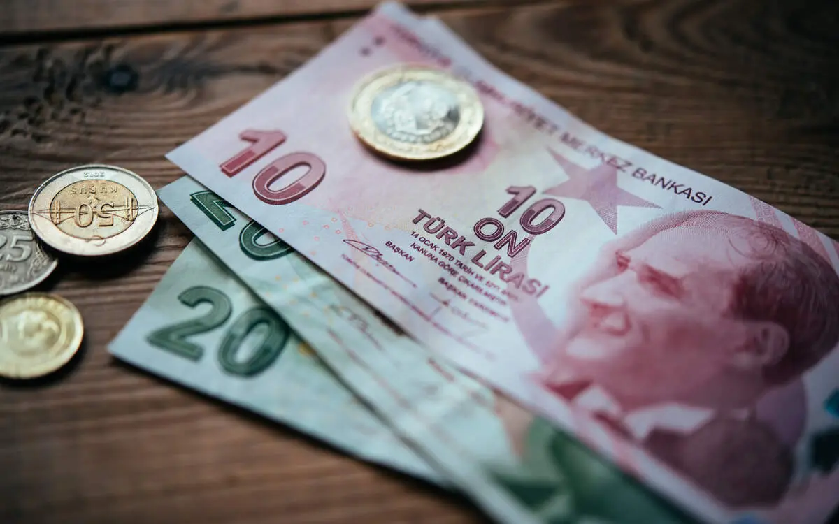 قیمت جدید لیر ترکیه امروز ۲۶ بهمن ۱۴۰۴ / نرخ لحظه‌ای در بازار آزاد + جدول نوسانات