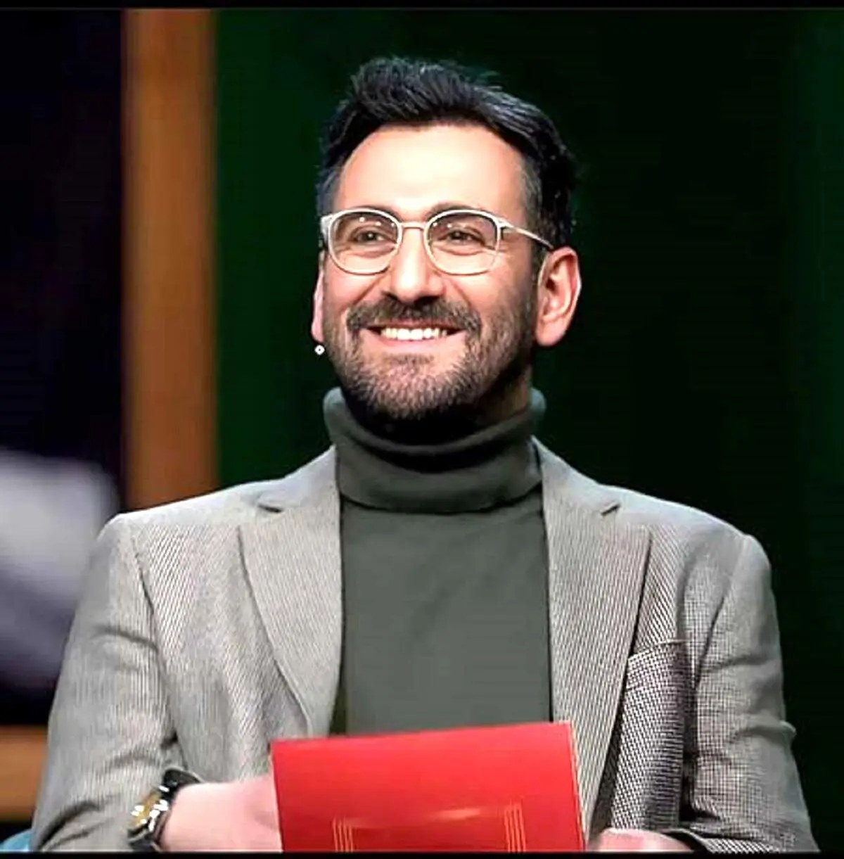استایل  گنگ نیما شعبان نژاد در یک مراسم سوژه شد+عکس