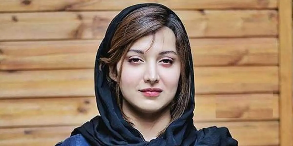 تیپ متفاوت و غیرمنتظره روشنک گرامی توجه‌ها را به خود جلب کرد