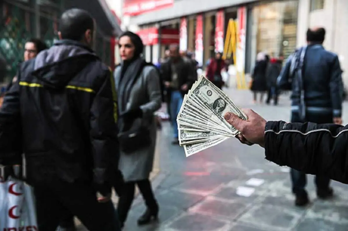 پیش‌بینی داغ قیمت دلار فردا دوشنبه ۲۶ آبان ۱۴۰۴