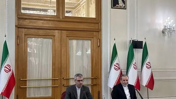 سخنگوی وزارت امور خارجه: برنامه‌ای برای مذاکره با ۳ کشور اروپایی نداریم / جمهوری اسلامی برای مذاکره التماس نمی‌کند