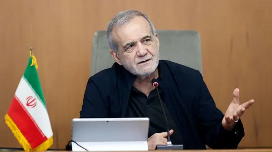 قول مهم رئیس‌جمهور به خانواده‌های جنگ‌زده: مثل روز اول تحویل می‌دهیم