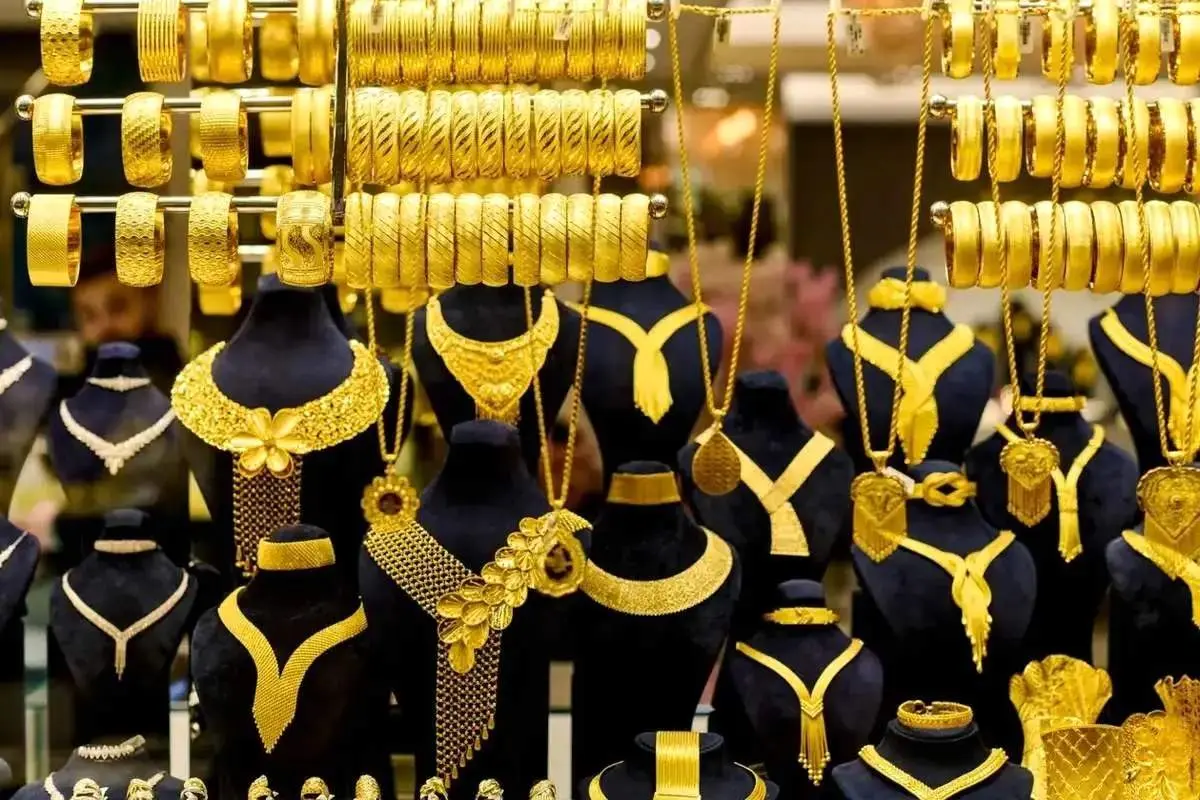 آخرین قیمت طلای ۱۸ و ۲۴ عیار امروز پنجشنبه ۶ آذر ۱۴۰۴ مشخص شد+جدول