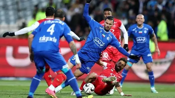 بمب بزرگ در نقل‌وانتقالات استقلال ترکید! | ستاره گلزن در راه تهران؟
