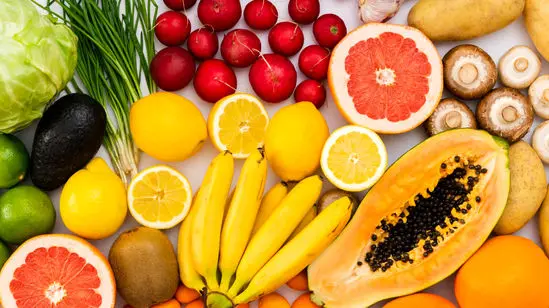 میوه‌های ممنوعه برای دیابتی‌ها | کدام میوه‌ها قند خون را بالا می‌برند؟