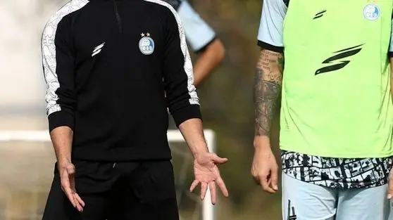 کاپیتان‌های قدیم و جدید عصای دست ساپینتو شدند +عکس