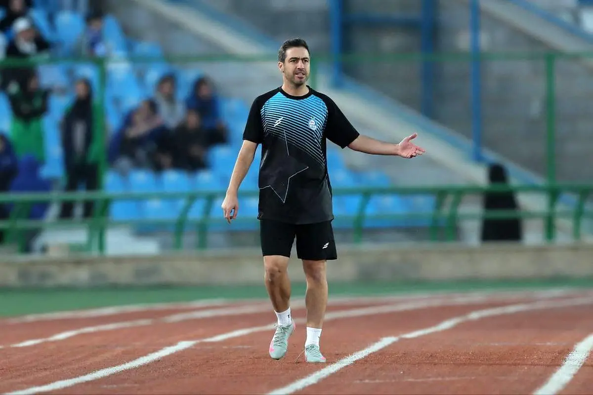 کنایه سنگین خسرو حیدری: داوری‌ها به نفع بعضی تیم‌هاست