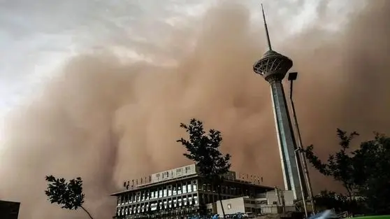 وزش باد شدید و گردوخاک به تهران رسید