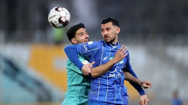 اعتراض شدید هواداران استقلال به ساپینتو: چرا به جای رامین این بازیکن را ندادی؟