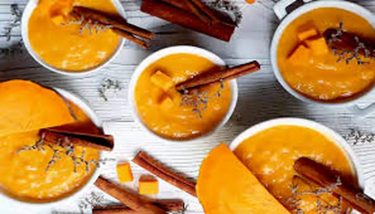 پودینگ دو رنگ کدو حلوایی؛ دسر لوکس و خاص برای شب یلدا