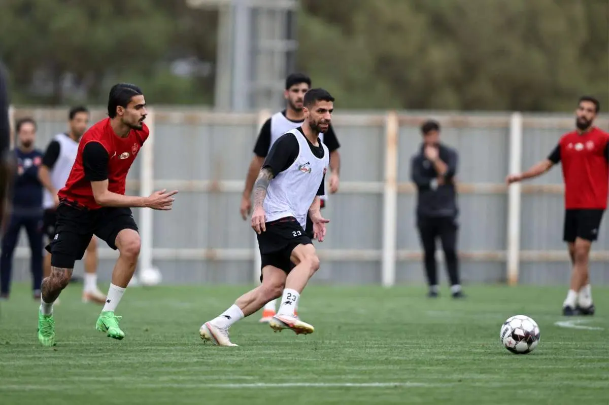 کارتال از هافبک پرسپولیس خواست تمدید کند