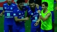 کری‌خوانی شدید بازیکن پرسپولیسی برای استقلال بعد از گلزنی