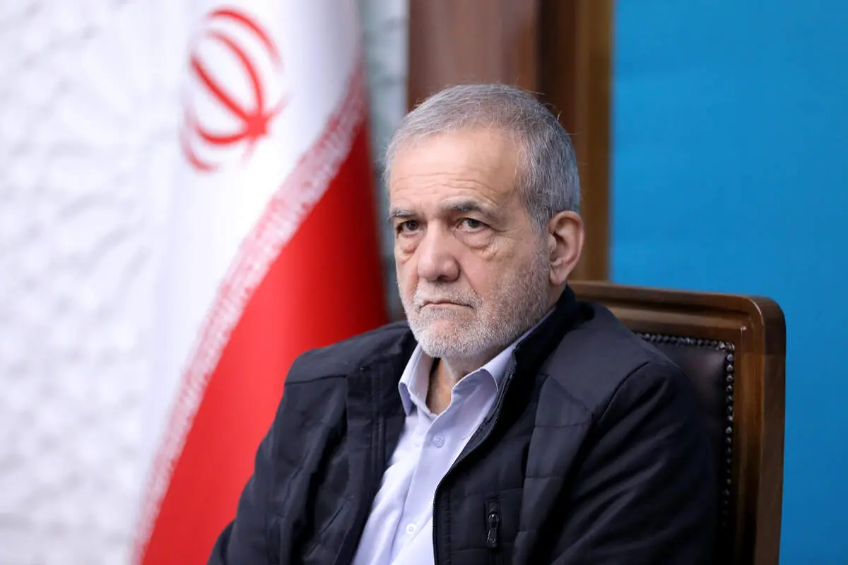 پزشکیان: خبر استیضاح وزیر اقتصاد به بی‌ثباتی بازار دامن زده
