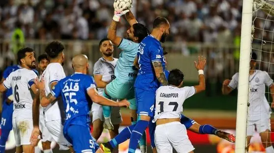 بازگشت ستاره به پرسپولیس تأیید شد؛ عمری با "افتخار" تمدید می‌کند!