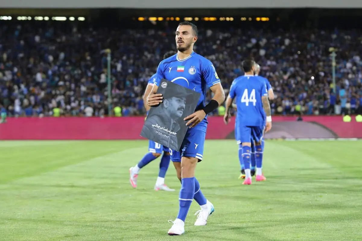 واکنش معنادار مدافع استقلال به شایعه پیوستن به پرسپولیس