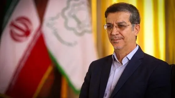 شهردار قم پس از ۱۰ سال از سمت خود استعفا داد