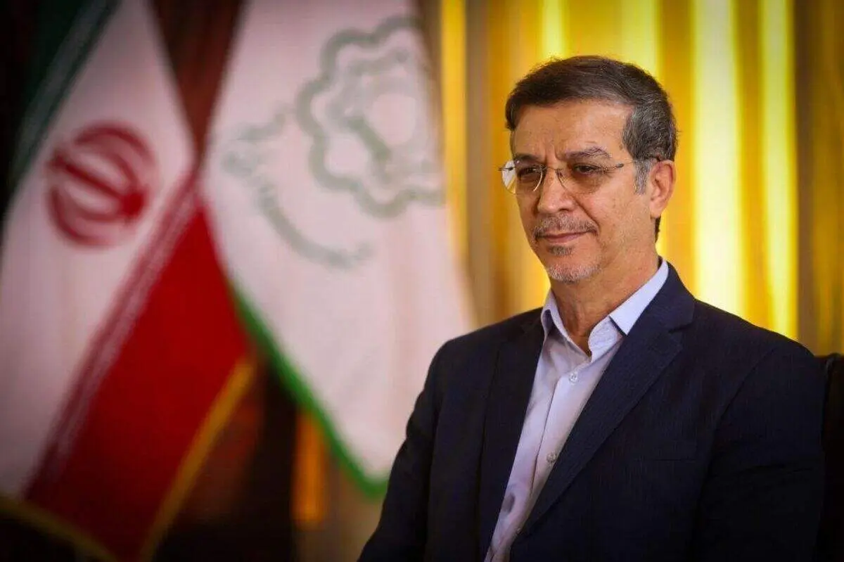 شهردار قم پس از ۱۰ سال از سمت خود استعفا داد