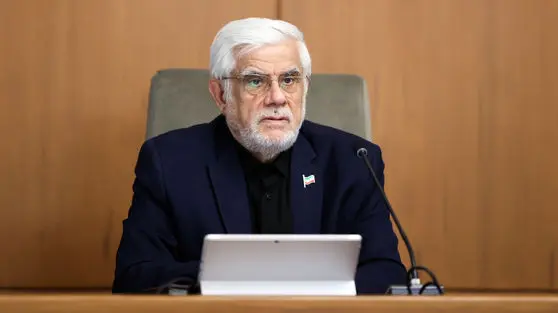 دیوان محاسبات اعلام کرد امضای محمدرضا عارف غیرقانونی است