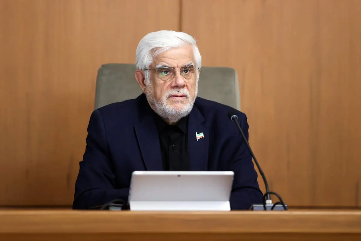 دیوان محاسبات اعلام کرد امضای محمدرضا عارف غیرقانونی است