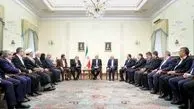 پزشکیان: همه باید پشت سر رهبری برای حل مشکلات مردم دست در دست هم دهیم و تلاش کنیم