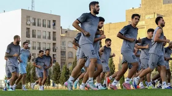 بالاخره یک عکس دلگرم‌کننده از تمرین استقلال که همه منتظرش بودند+تصویر