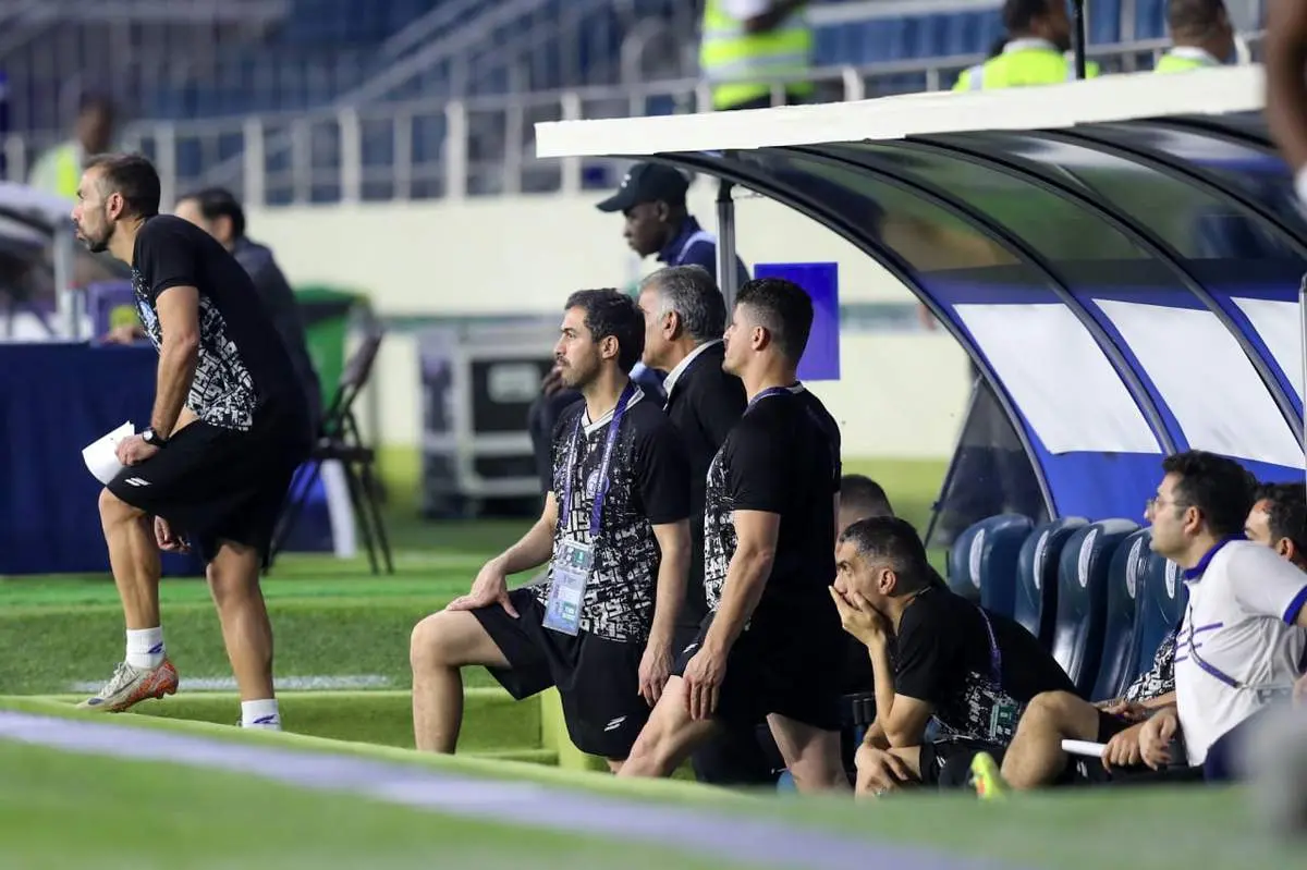 آیا استقلالِ ساپینتو کابوس هواداران است؟ تیمی که صدرنشین است اما هر بازی سوپرایز می‌کند