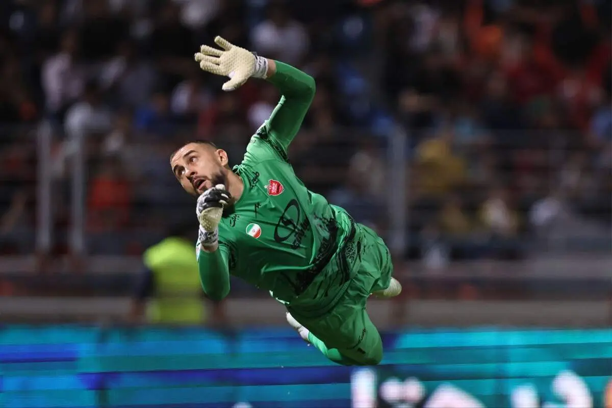 آیا گندوز از پرسپولیس می‌رود؟