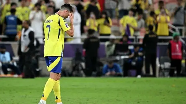 حاشیه‌های قبل باز استقلال و الوصل/ دلیل تاخیر چه بود؟