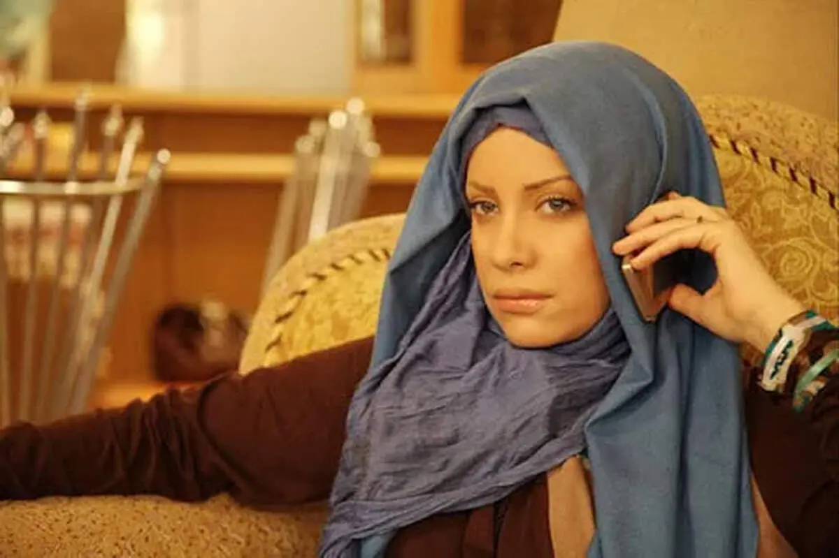 استایل جسورانه و رنگارنگ شراره رخام در ۵۴ سالگی