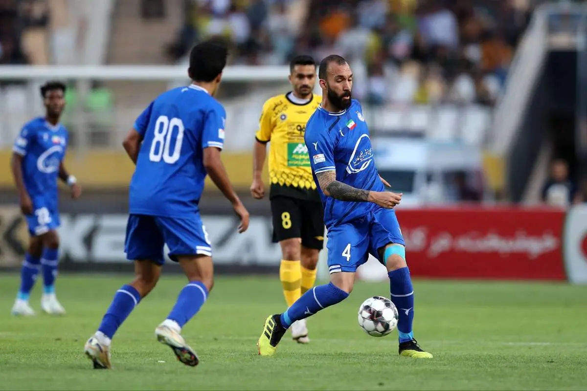 استقلال تصمیم دارد با ترکیبی متفاوت به مصاف سپاهان برود