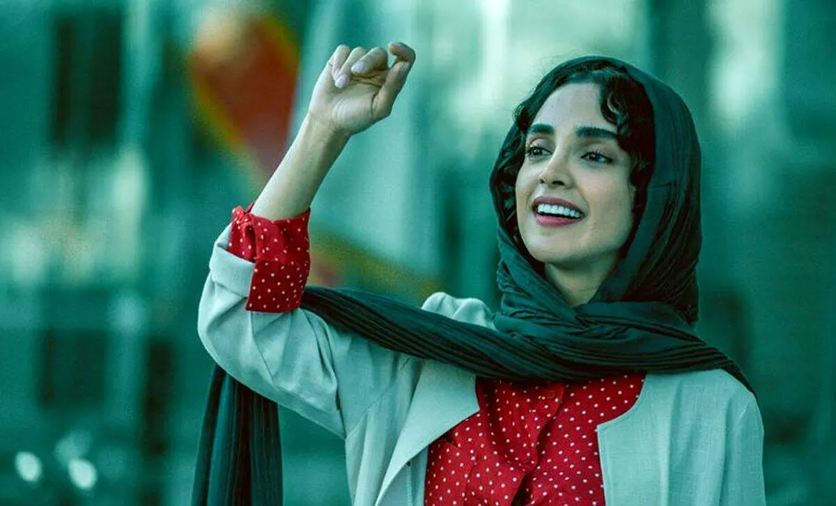 الهه حصاری با تصاویری جنجالی از خود در تعطیلات نوروزی خبرساز شد