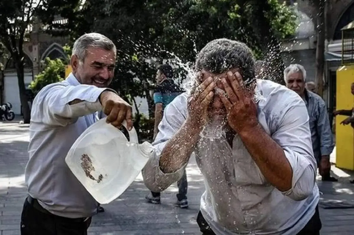 گرمای طاقت‌فرسا در راه تهران؛ دمای هوا تا ۴۰ درجه می‌رسد