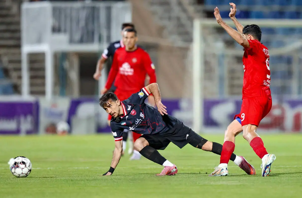 کابوس تازه برای پرسپولیسی‌ها اورونوف است!