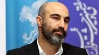حضور  محسن تنابنده در بهشت زهرا در پی کشته شدن برادرزاده‌اش