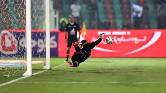 استقلال صدرنشین شد اما زنگ هشدار قبل از دربی به صدا درآمد