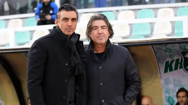 پیشکسوت استقلال: جنپو و نازون حتی در لیگ دو هم به درد نمی‌خورند!