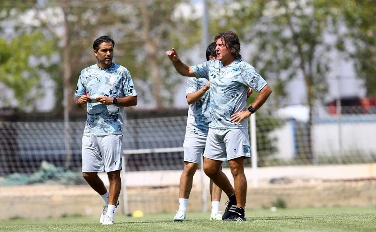 آبیپوشان به سراغ سرخها رفتند؛ فهرست عجیب ساپینتو با نام ۴ پرسپولیسی!