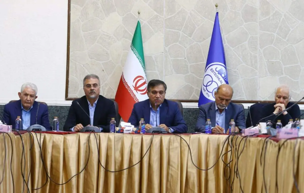 پیشکسوتان باشگاه استقلال تند به یک انتصاب جنجالی در آکادمی واکنش نشان دادند