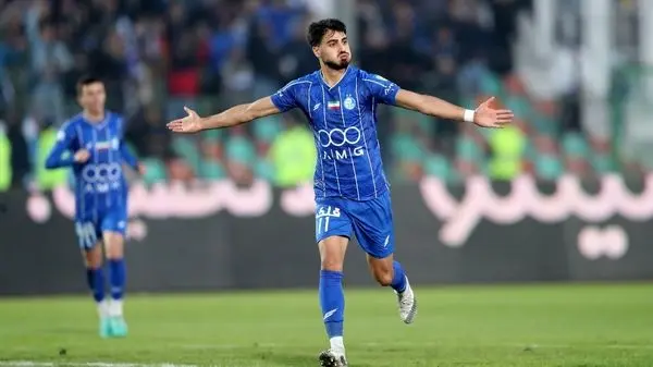 خلاصه بازی: استقلال ۱ - ۰ فولاد