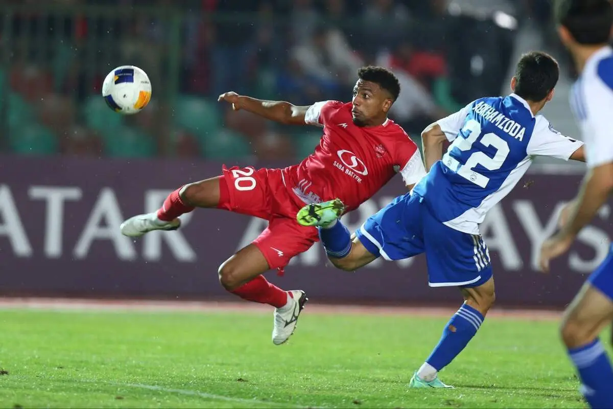 
شکار لحظه جالب از مهاجم  سابق پرسپولیس
