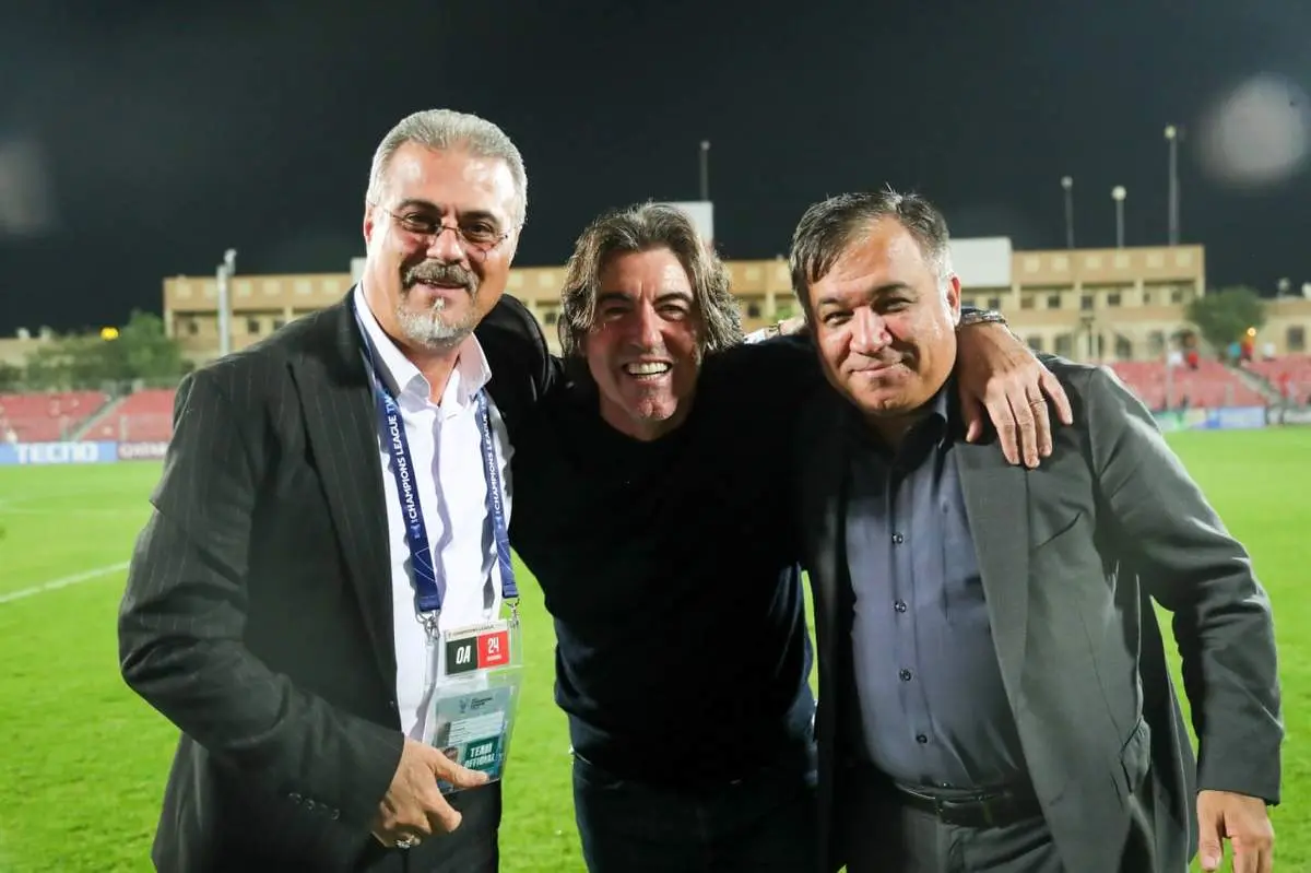 درگیری ساپینتو و تاجرنیا بین دو نیمه بازی با استقلال خوزستان