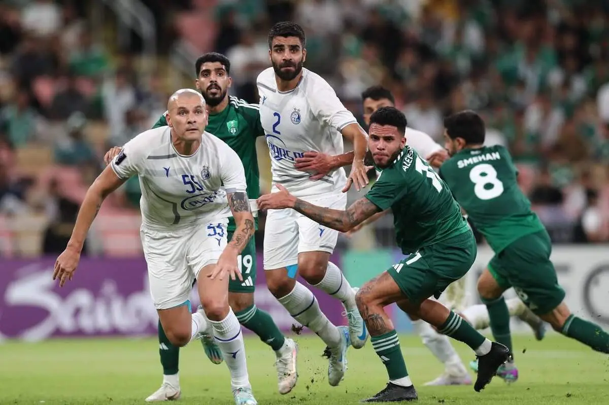 بازیکنان استقلال پس از تساوی با الاهلی، حاجی شدند