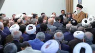 رهبر انقلاب: به گفتگوهای عمان نه خیلی خوشبین و نه خیلی بدبین هستیم، البته به طرف مقابل خیلی بدبین هستیم