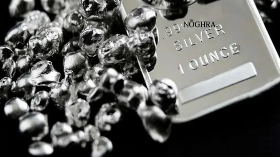 شوک نقره در بازار فلزات؛ جهش ۹۸۰۰ تومانی قیمت نقره در اولین روز زمستان ۱۴۰۴