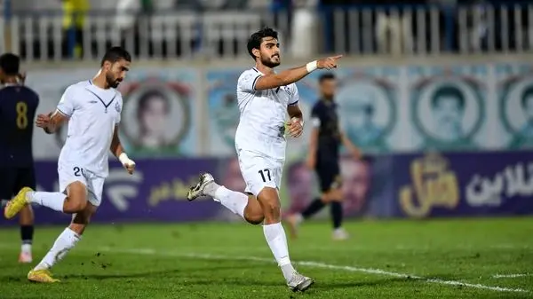استقلال باز هم به در بسته خورد؛ غندی‌پور با شباب الاهلی به توافق رسید!