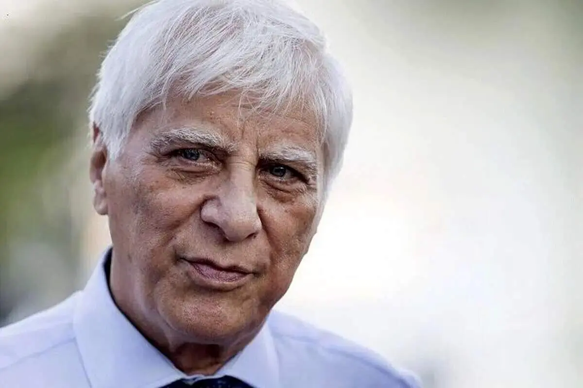 آیین بدرقه بهرام بیضایی و تصویری که بر مزار استاد هنر ایران نصب شد