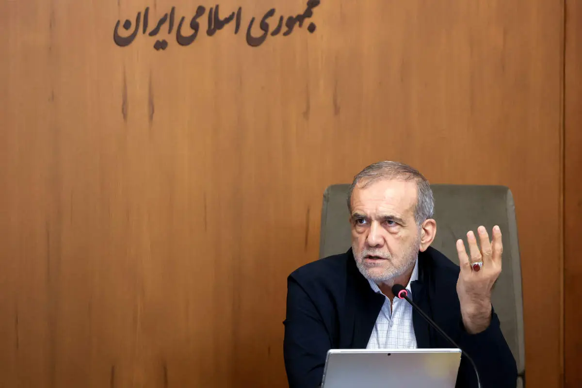 پزشکیان: تنها راه پایان جنگ تحمیلی، توقف بی‌قید و شرط تجاوز است