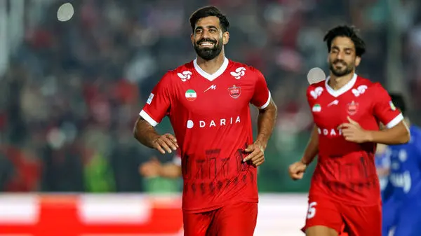 کاشت موی جنجالی، دلیل افت کنعانی‌زادگان در مصاف با ملوان بود؟+ عکس