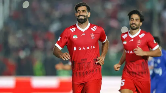 کاشت موی جنجالی، دلیل افت کنعانی‌زادگان در مصاف با ملوان بود؟+ عکس