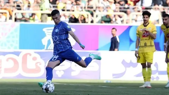 ویدیو: گل اول استقلال به فجرسپاسی توسط یاسر آسانی